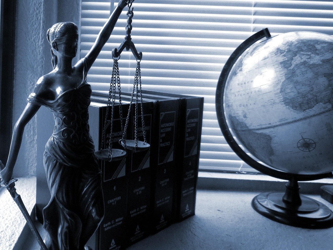 découvrez le statut légal, sa définition et son importance dans le domaine du droit. comprenez les implications et les différents types de statuts juridiques en france.