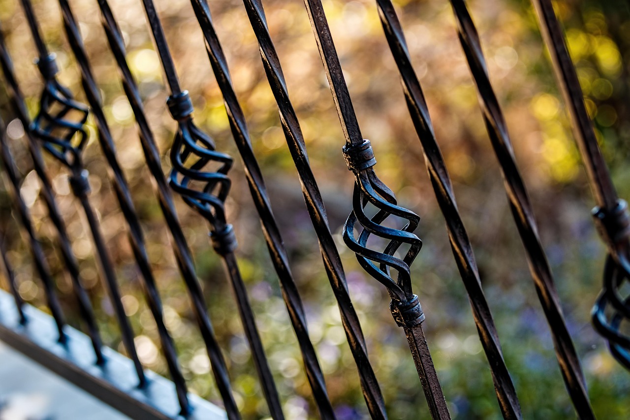 découvrez ce qu'est une restriction de revente, ses implications légales et comment elle peut impacter la vente ou l'achat de biens immobiliers ou d'autres actifs.